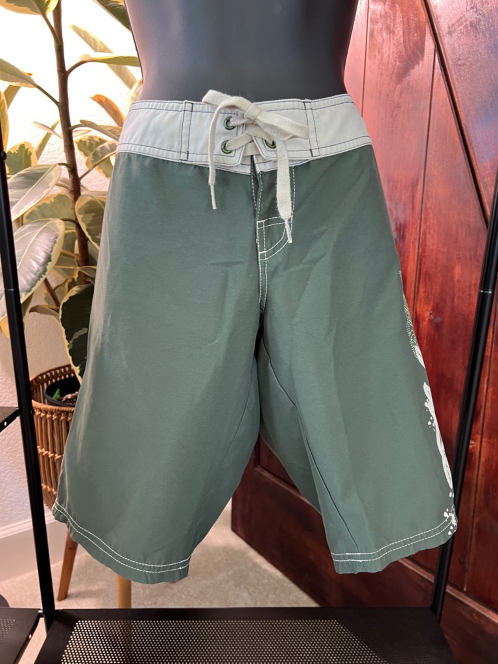 Women’s board shorts